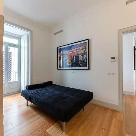 Riverside Downtown Deluxe Apartman