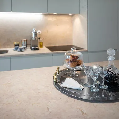 Riverside Downtown Deluxe 公寓